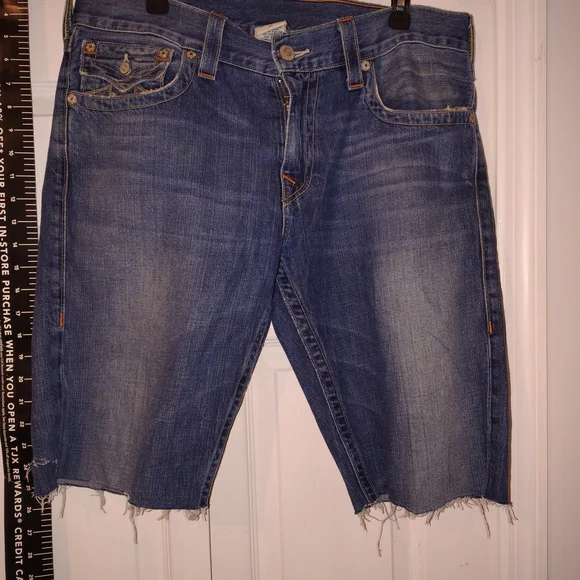 True Religion Distressed Blue Jean Shorts - Picture 4 of 13
